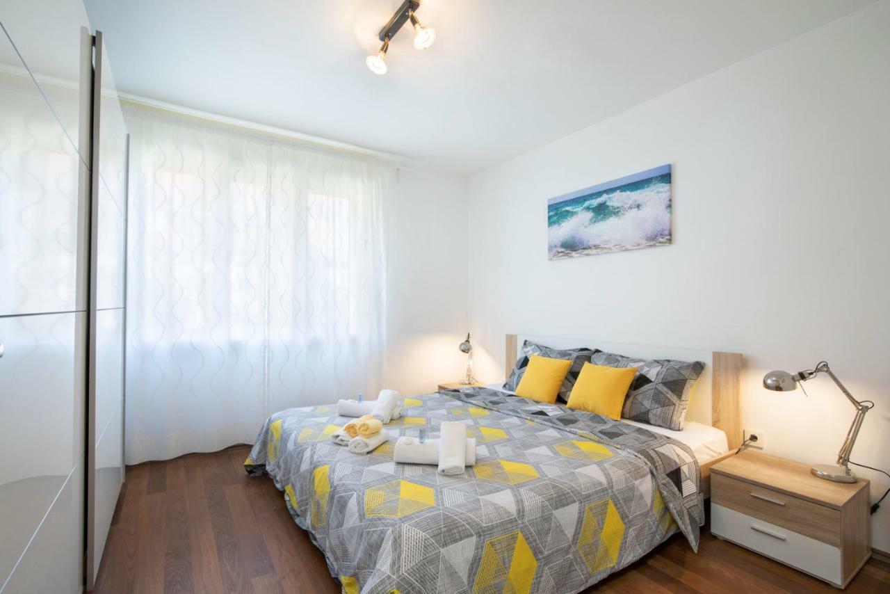 Castropola Apartment Ngoại thất bức ảnh